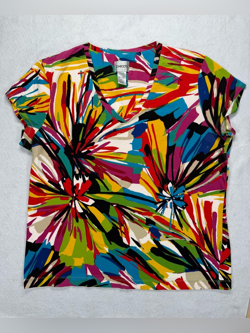 Chico’s Size 2 (Large) Colorful Abstract Floral V-Neck Stretch Knit T Shirt,